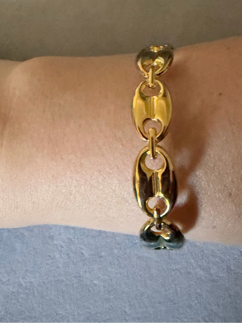 Elegant Gold Link Bracelet - Women Jewelry